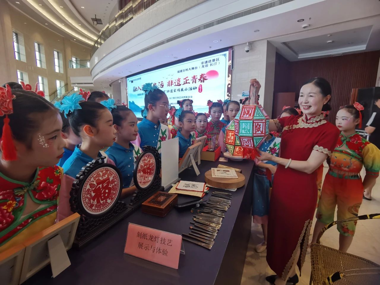 (圖2)